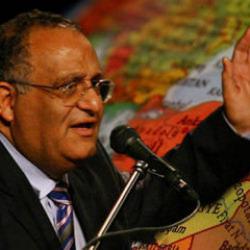 Eski İsrail B&uuml;y&uuml;kel&ccedil;isi Avivi: T&uuml;rkiye arabulucu olabilir, sonu&ccedil;ta İran ortak d&uuml;şmanımız