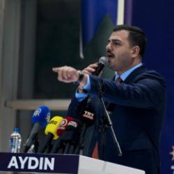 Eyy&uuml;p Kadir İnan: Biz &Ouml;zlem Hanım'ın duruşunun sonuna kadar yanındayız