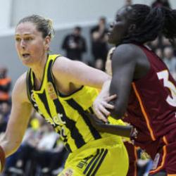 Fenerbah&ccedil;e Opet final serisinin ilk ma&ccedil;ında Galatasaray &Ccedil;ağdaş Faktoring'i farklı ge&ccedil;ti!