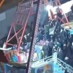 Gondol ringe d&ouml;nd&uuml;: Tekme ve yumruklu kavga kamerada