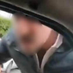 İzmir'de trafik ter&ouml;r&uuml;: Ailesinin yanında saldırıya uğradı