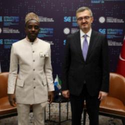  İletişim Başkanı Duran'dan peş peşe &ouml;nemli g&ouml;r&uuml;şmeler