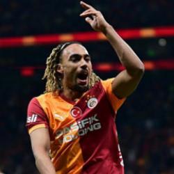 Okan Buruk &ccedil;ok istemişti! Galatasaray'da Sacha Boey kararı