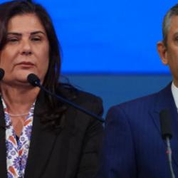 &Ouml;zlem &Ccedil;er&ccedil;ioğlu'ndan &Ouml;zg&uuml;r &Ouml;zel'e dava: Hesabını verecek