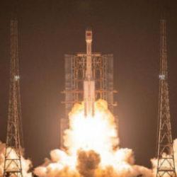 Pekin'den uzaya 2 yeni uydu! 