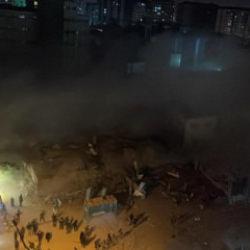Son dakika: Konya'da 3 katlı bina &ccedil;&ouml;kt&uuml;! 2 kişi hayatını kaybetti