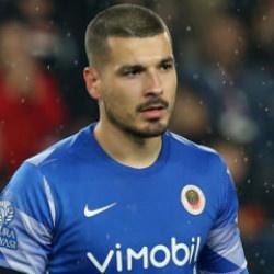 S&ouml;zleşmesi feshedilecekti! Gen&ccedil;lerbirliği kalecisi Velho Portekiz Milli Takımı'na se&ccedil;ildi