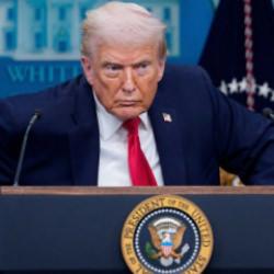 Trump'tan tuhaf 'dini lider' &ccedil;ıkışı: Koltuğu hi&ccedil;biri istemiyor