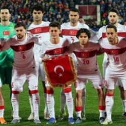 24 yıllık hasret bitti! Bizim &Ccedil;ocuklar tarih yazdı