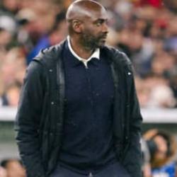 2 ma&ccedil;ta takımı 7 gol yedi! D&uuml;nya Kupası'na 72 g&uuml;n kala g&ouml;revden alındı