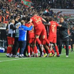 7 goll&uuml; &ccedil;ılgın ma&ccedil;ta Amedspor farka koştu