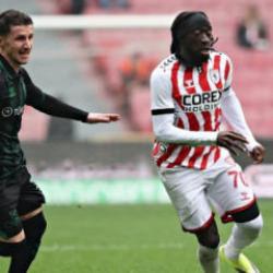 90+3'te penaltı ka&ccedil;tı! Samsunspor 4 goll&uuml; ma&ccedil;ta Konyaspor'a diş ge&ccedil;iremedi