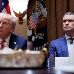 ABD&rsquo;de yeni kriz iddiası! Trump, Savunma Bakanı Hegseth'i g&ouml;revden alabilir