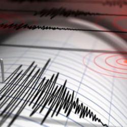 Afganistan'da şiddetli deprem! &Ouml;l&uuml;ler var