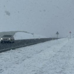 Ardahan-Şavşat kara yolu yeniden ulaşıma a&ccedil;ıldı