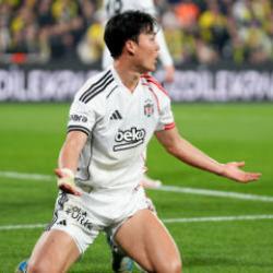 Beşiktaş'ın bu sezon derbilerde y&uuml;z&uuml; g&uuml;lm&uuml;yor