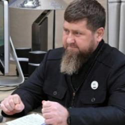 &Ccedil;e&ccedil;en lider Kadirov savaşta tarafını se&ccedil;ti!