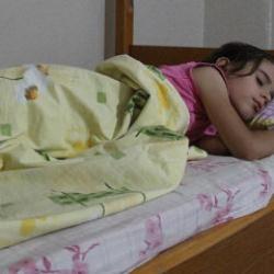 &Ccedil;ocuklarda sık rastlanıyor! Uzman isim aileleri uyardı: Aniden uyandırmayın