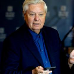 ABD'den son dakika a&ccedil;ıklaması! Trump'a en yakın isim duyurdu! İran'a devasa operasyon