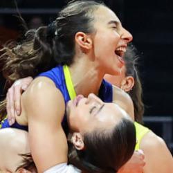 Fenerbah&ccedil;e Medicana Sultanlar Ligi'nde finale y&uuml;kseldi!