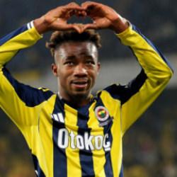 Fenerbah&ccedil;e&rsquo;de transfer alarmı! Fransız devi kapıda: İşte konuşulan rakam