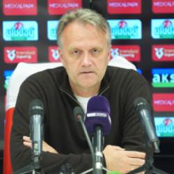 'Hayal kırıklığı i&ccedil;erisindeyim' diyen S&uuml;per Lig ekibinin hocası: 'Korkak gibi oynadık'