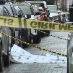 İstanbul trafiğinde dehşet! S&uuml;r&uuml;c&uuml; vurularak &ouml;ld&uuml;r&uuml;ld&uuml;