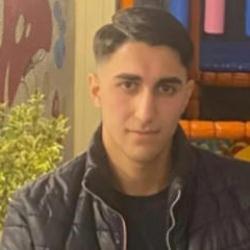 Kocaeli'de cinayet! 17 yaşındaki &ccedil;ocuk g&ouml;ğs&uuml;nden bı&ccedil;aklanarak &ouml;ld&uuml;r&uuml;ld&uuml;