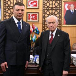 MHP'de İzzet Ulvi Y&ouml;nter'in yerine &Ouml;zg&uuml;r Bayraktar atandı