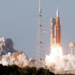 Tarihi u&ccedil;uş başladı! NASA 50 yıl sonra Ay'a d&ouml;n&uuml;yor