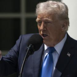 Trump İsral'in mayın eşeği mi?