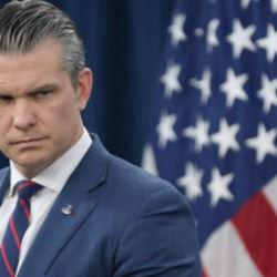 Washington&rsquo;ı sarsan iddia: ABD Savunma Bakanı savaşı satın mı aldı?