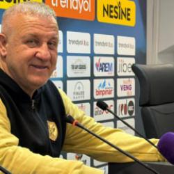 Mesut Bakkal: İnşallah hep beraber S&uuml;per Lig&rsquo;e &ccedil;ıkacağız