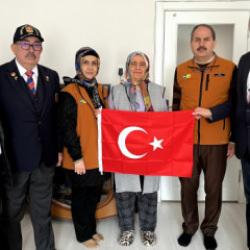 Konya B&uuml;y&uuml;kşehir'den şehit polislerin ailelerine anlamlı ziyaret 