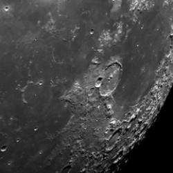 Artemis 2 hedefine ulaştı! Yarım asırlık rekor kırıldı