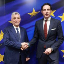 Bakan Bolat, Avrupa Komisyon İklim Komiseri Hoekstra ile bir araya geldi