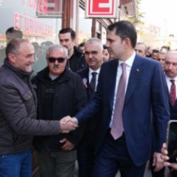 Bakan Kurum'dan esnafa ziyaret: &Ccedil;orum'u &ouml;zlemişiz!