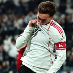 Rakip hoca bile hayran kaldı! Orkun K&ouml;k&ccedil;&uuml;'den olağan&uuml;st&uuml; performans