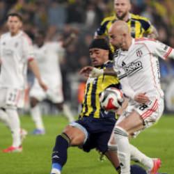 Beşiktaş'ın yıldızından penaltı kararına 'İğren&ccedil;' yorumu!