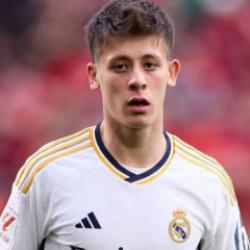 Devler Ligi ma&ccedil;ı &ouml;ncesi Real Madrid'de Arda G&uuml;ler kararı