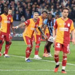 Galatasaray, G&ouml;ztepe ma&ccedil;ının kamp kadrosunu a&ccedil;ıkladı