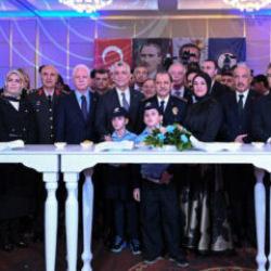 İstanbul&rsquo;da Polis Haftası kapsamında "Polis Gecesi" etkinliği d&uuml;zenlendi