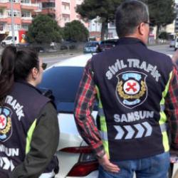 Korsan taksici ceza yedi yolcuları su&ccedil;ladı: Onlar &ccedil;ağırdı, şikayet&ccedil;iyim