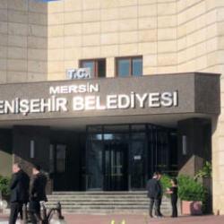 Mersin&rsquo;de Yenişehir Belediyesine operasyon! Başkan yardımcıları da g&ouml;zaltında