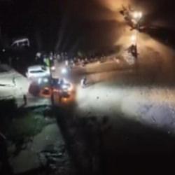 Sele kapılan ara&ccedil;tan acı haber! 2 kişi hayatını kaybetti