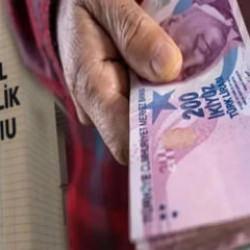 SGK acilen harekete ge&ccedil;ti! 245 bin kişinin sigortası iptal edildi