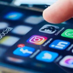 Sosyal medyada "15 yaş" sınırı yasalaşıyor