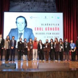 &lsquo;Uluğbeyler Erol G&uuml;ng&ouml;r&rsquo; belgeseli izleyiciyle buluştu: Gen&ccedil;lere &ouml;nemli &ccedil;ağrı