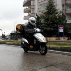 7 bin 191 lira &ouml;demeyen trafiğe &ccedil;ıkamayabilir! Adreslere tebligat gelmeye başladı! 