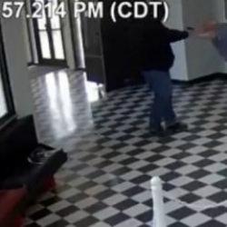 ABD'de liseye silahlı baskın: Kahraman m&uuml;d&uuml;r katliamı &ouml;nledi